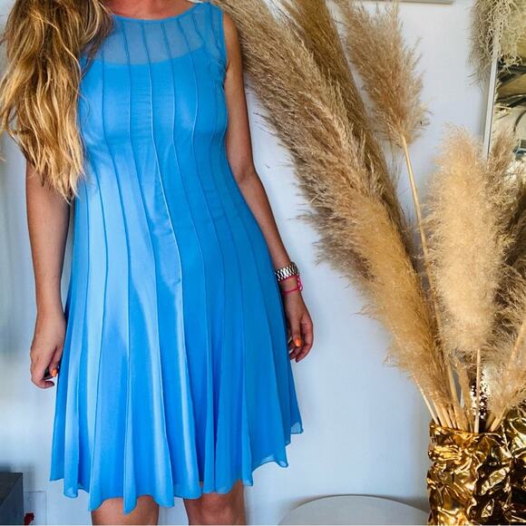 CALVIN KLEIN Blue Button Sheer Chiffon Back Pleated Stripe Knee Length Dress 6 - Picture 1 of 10